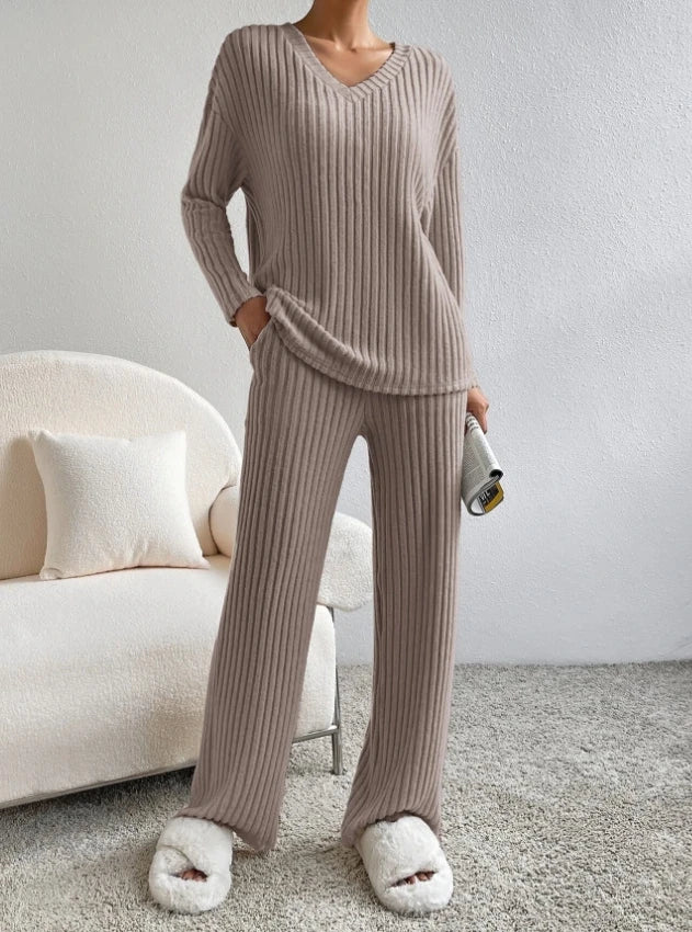 Ms Pretty 2-Piece Loungewear Set